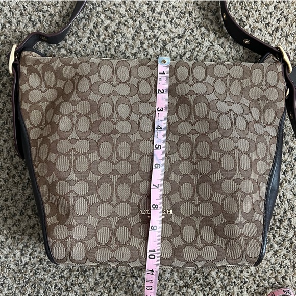 Coach - Signature Jacquard Dufflette - Khaki/Brown/Light Gold - Picture 13 of 15